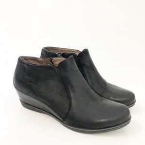 dansko luann ankle boot